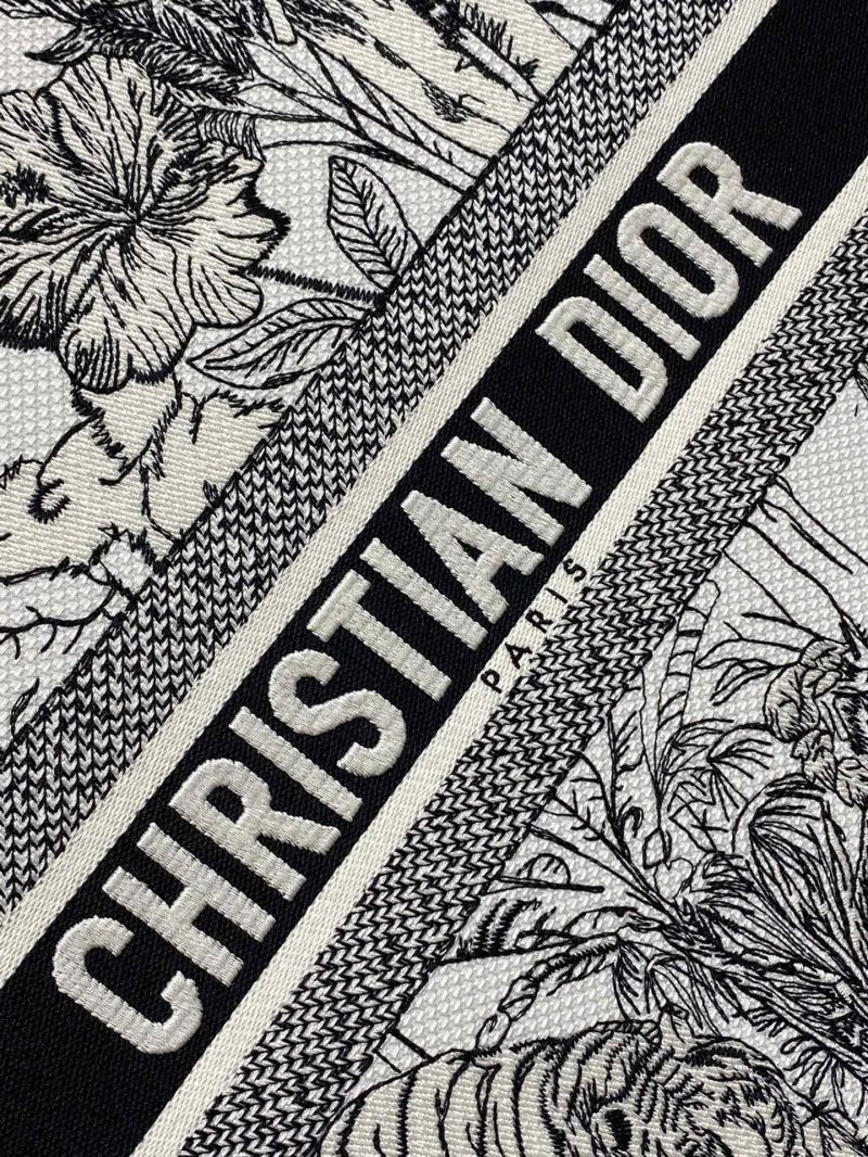 Christian Dior Shopping Bags